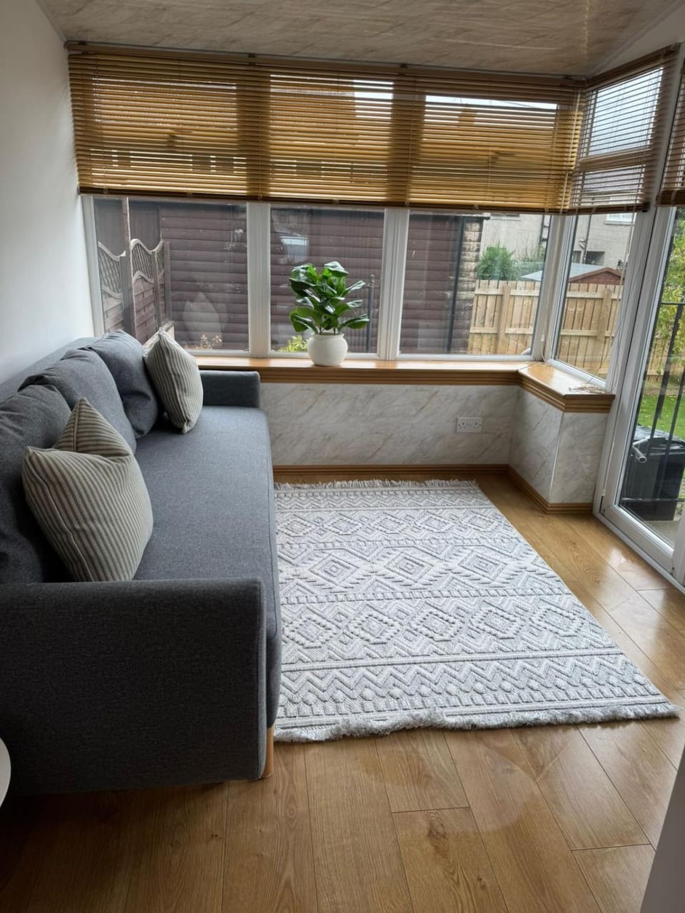 Aberdeen Home near City Apartment in Aberdeen