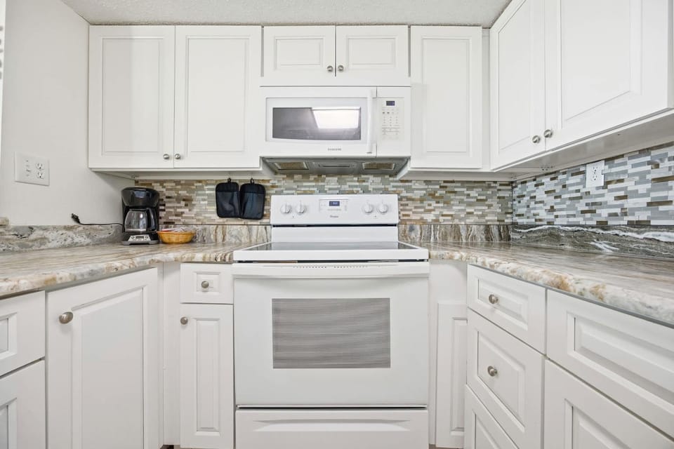 Serenity Suite Oceanfront w Reclining Sofa House in Myrtle Beach