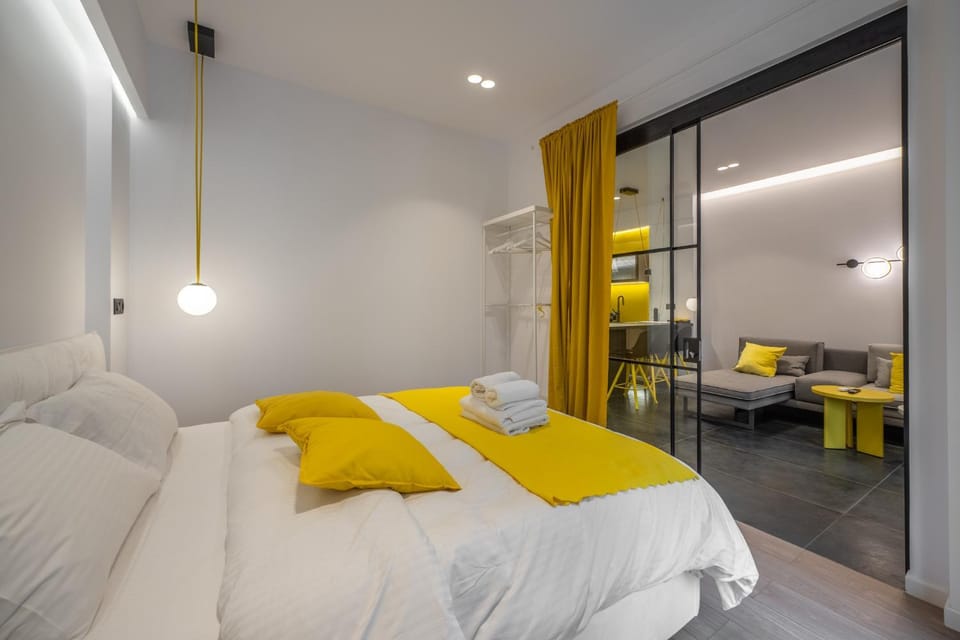 Studio 8 black & Yellow Urban Apartment City Center Apartment in Peloponnese, Western Greece and the Ionian