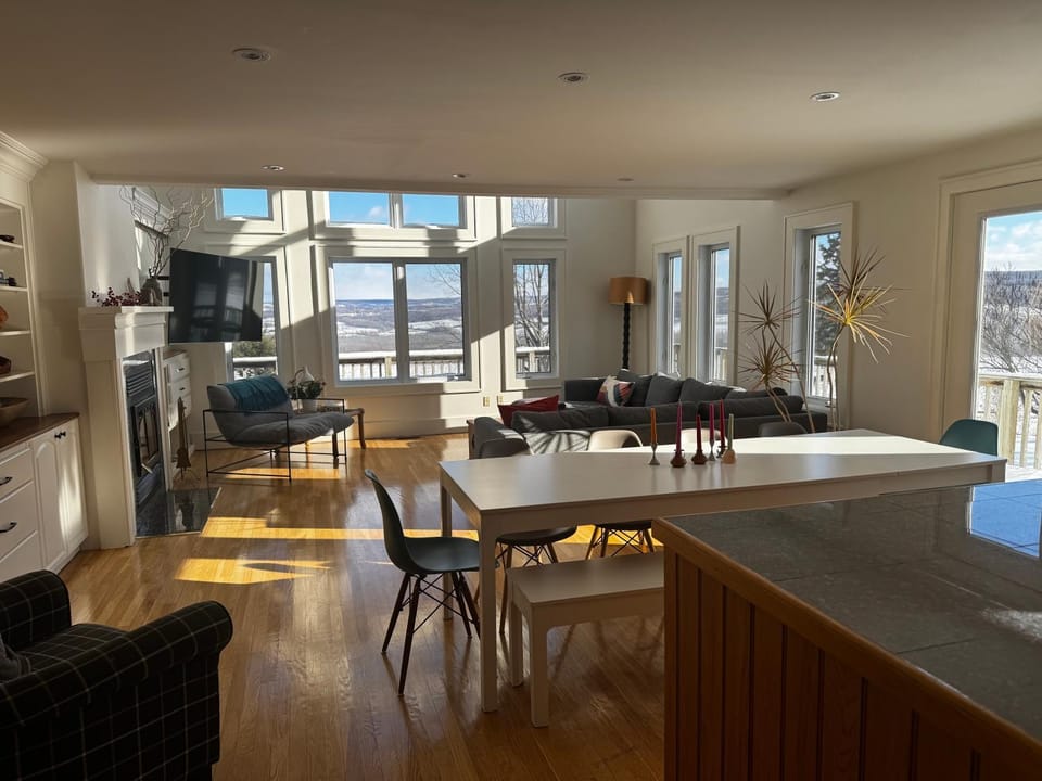 Beaver Valley Farmhouse with Pool & Stunning Views House in Grey Highlands