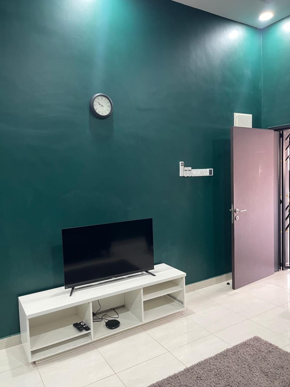 Communal lounge/ TV room, TV and multimedia