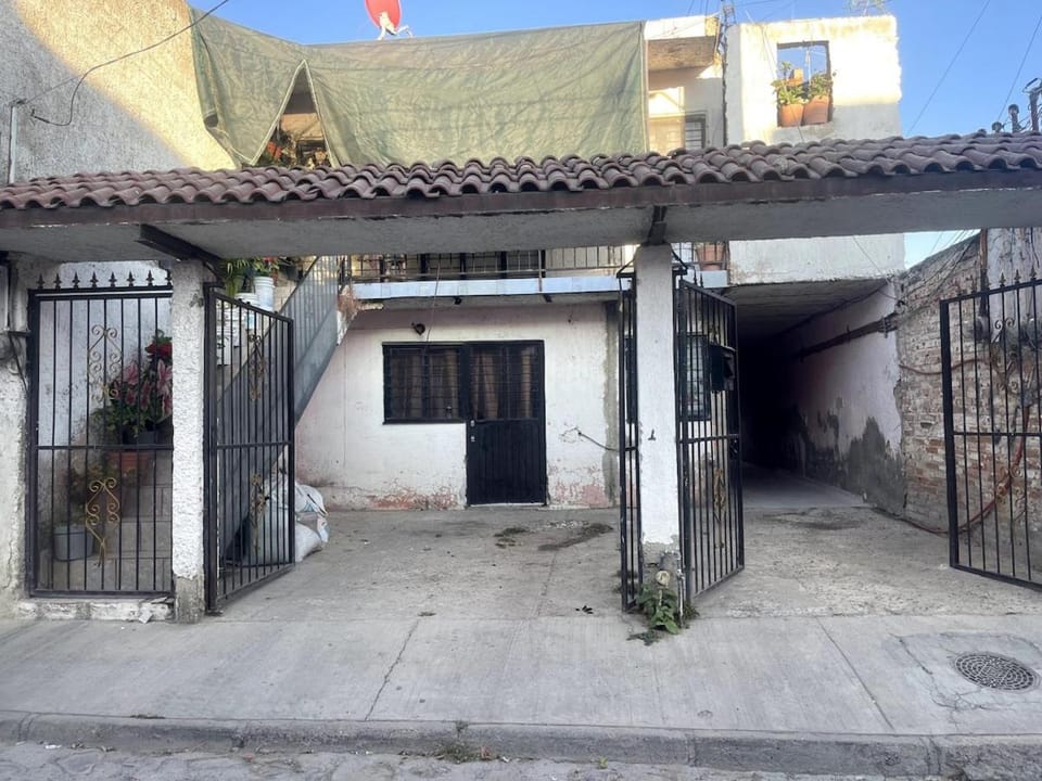 Departamento Central Camionera Apartment in Tlaquepaque