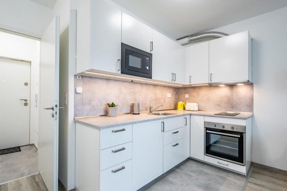 Brand NEW Studio with balcony Apartment in Budapest