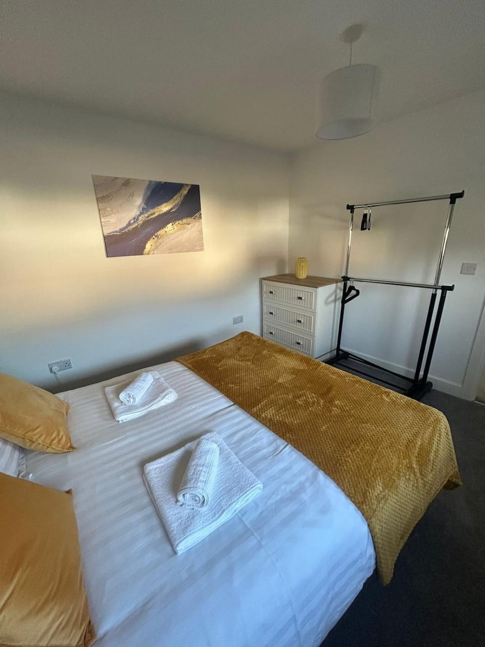 Plains Town House, Airdrie Apartment in Airdrie