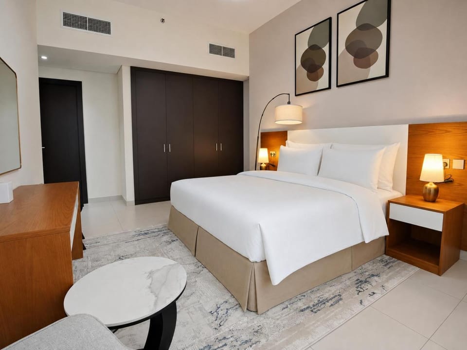 Deluxe Apartments Near WTC and Sheikh Zayed Apartment in Dubai