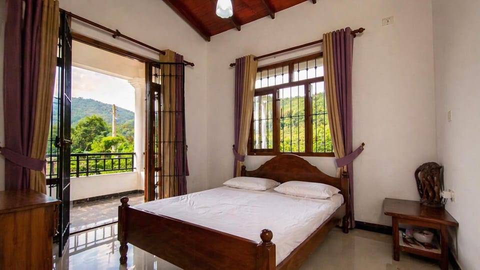 View (from property/room), Balcony/Terrace, Mountain view