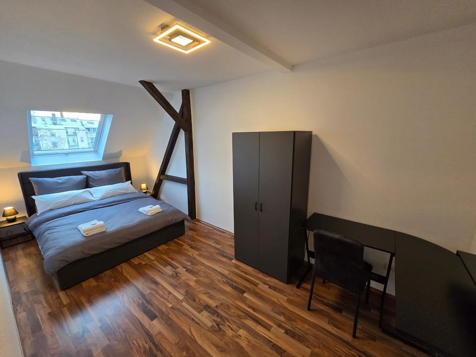 Bed, Bedroom, wardrobe