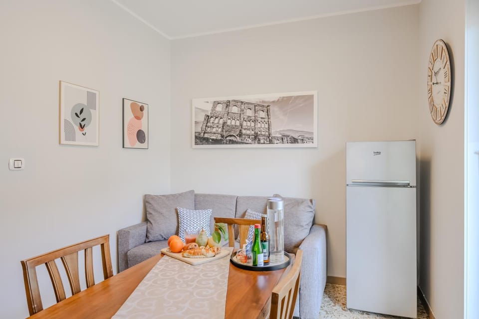 Kitchen or kitchenette, Living room, Dining area