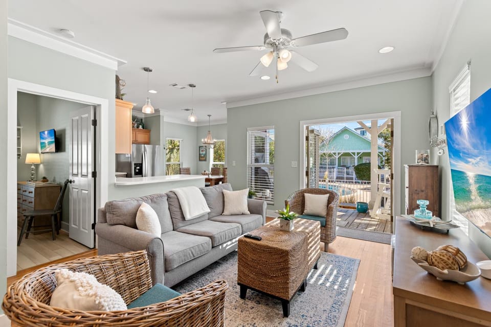 Beach Therapy House in Seacrest