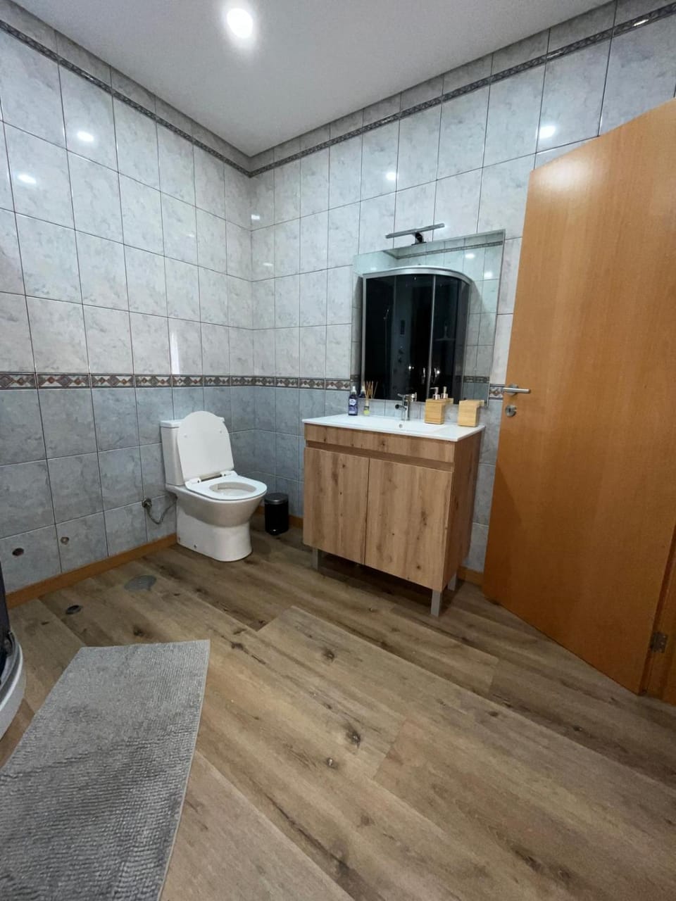Toilet, Bathroom