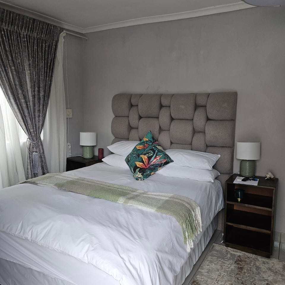 14 Isabel Room 2 Bed and Breakfast in Pretoria