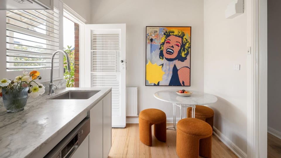 Parkside Escape in Middle Park Apartment in Melbourne