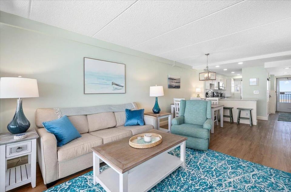 English Towers-Direct Ocean Front Views From Your Private Balcony and Renovated Condo! House in Ocean City