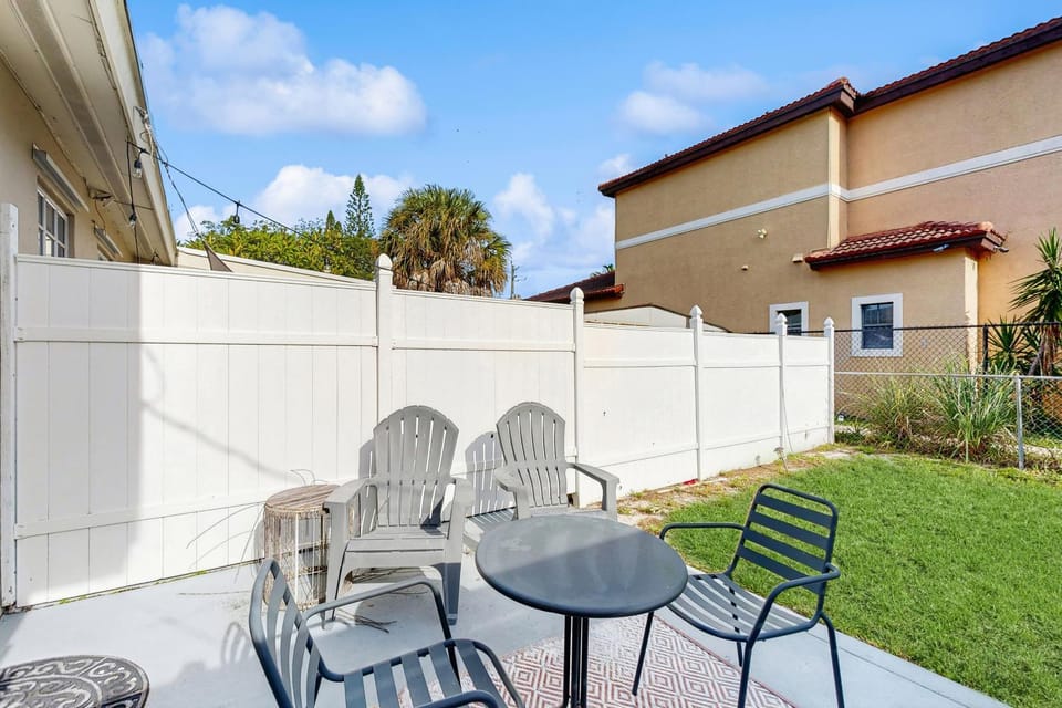 The Palms House in Fort Lauderdale