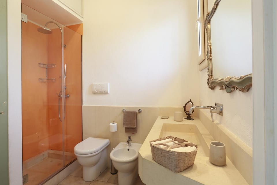 Bathroom, Living room