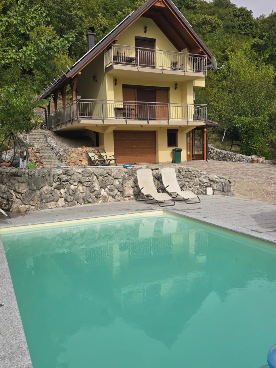 Swimming pool