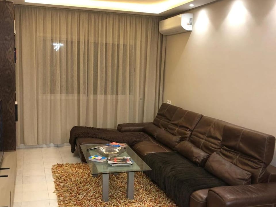 Très joli appartement très calme, très agréables pour un séjour en famille au haut Agdal Rabat Apartment in Rabat