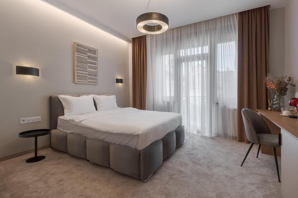 Oasis Rooms Oradea Bed and Breakfast in Romania