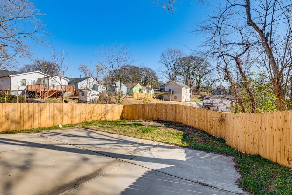1 Mi to Dtwn & Georgia Tech: Modern ATL Gem! House in Atlanta