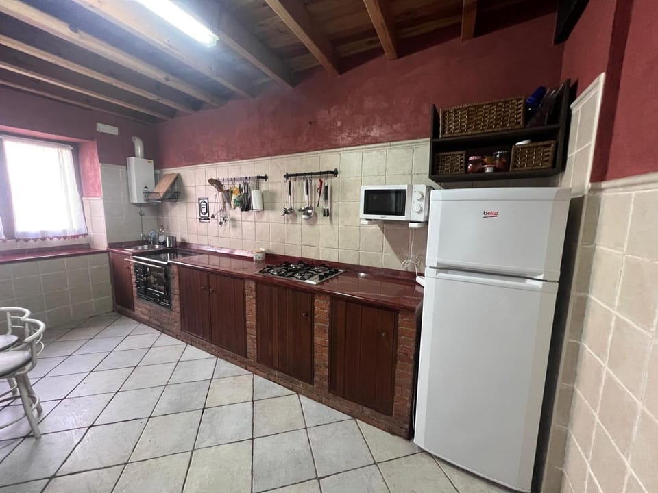 Kitchen or kitchenette, oven, stove