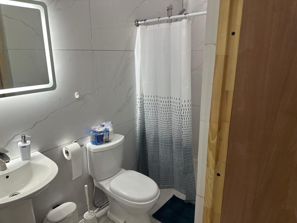 Prestige Apartments C - Affordable Studio Near Sambil Shopping Mall with Fast WiFi Apartment in Willemstad