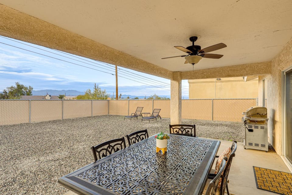 Desert Breeze Retreat Near All of Lake Havasu! House in Lake Havasu City