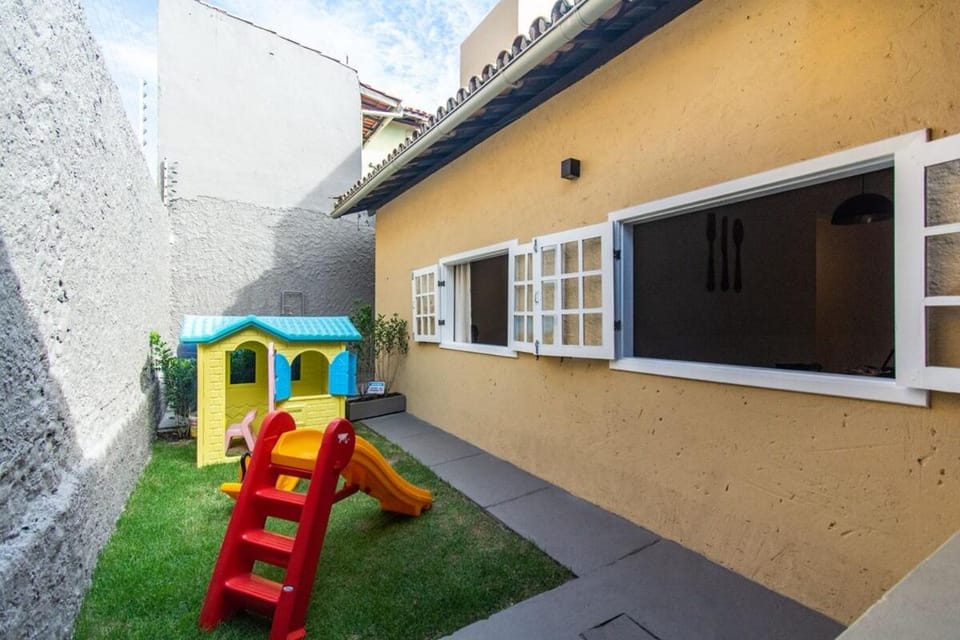 Property building, Day, Children play ground