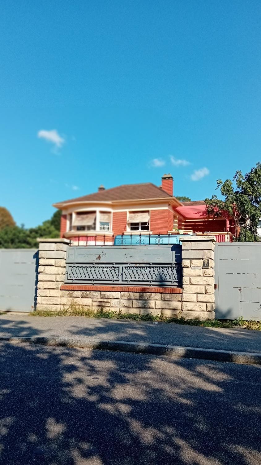 Becheville Villa in Île-de-France