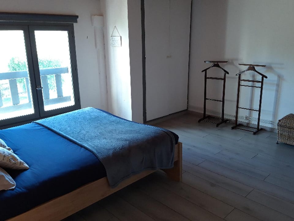 Gîte 90m² avec Terrasse pour 6 pers. - API-1-52-1119 Campground/ 
RV Resort in Nouvelle-Aquitaine