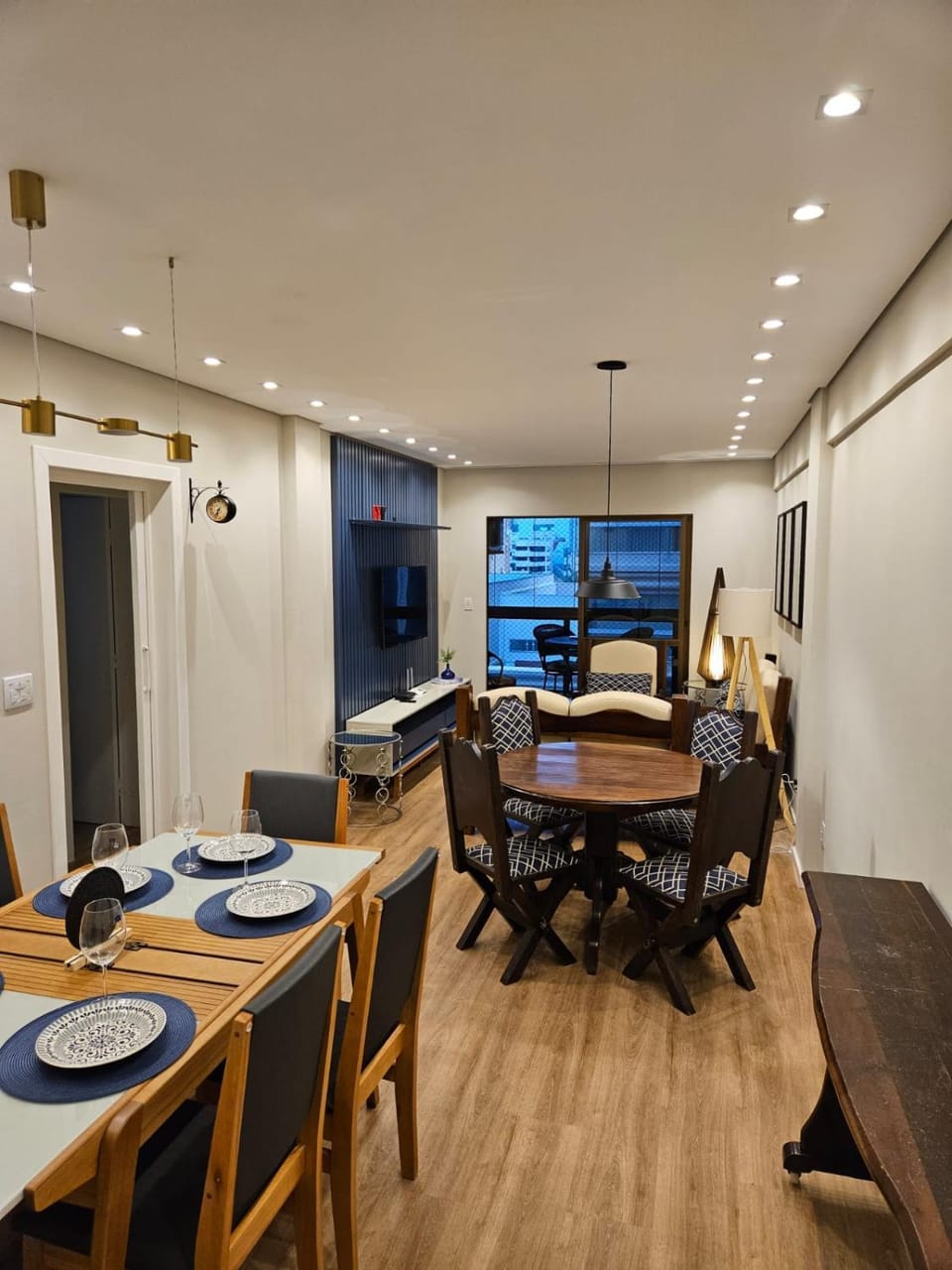 Lindo Apartamento Renovado na Meia Praia 100m do mar Apartment in Porto Belo