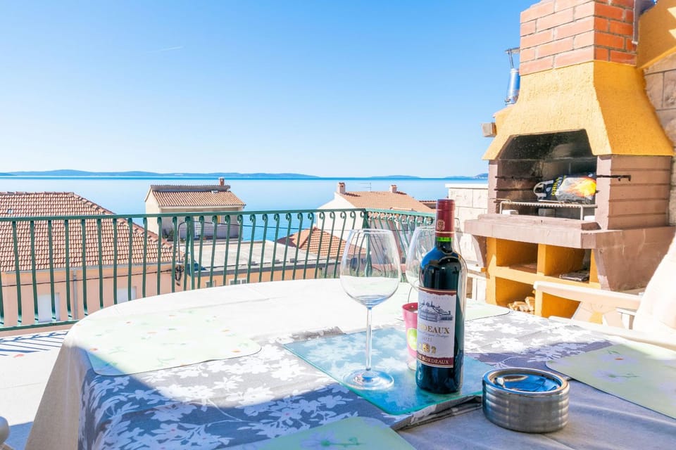 BBQ facilities, Balcony/Terrace, Sea view