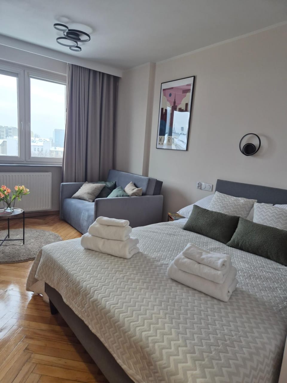Smart Studio 5 min Walk to Central Station Złote Tarasy Apartment in Warsaw