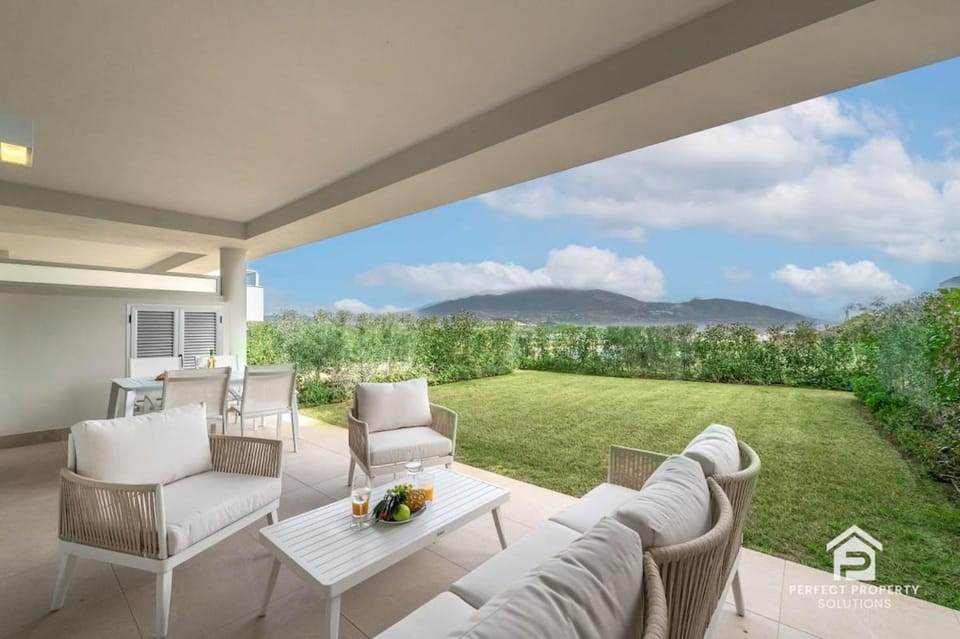 Garden, Balcony/Terrace, Seating area, Garden view