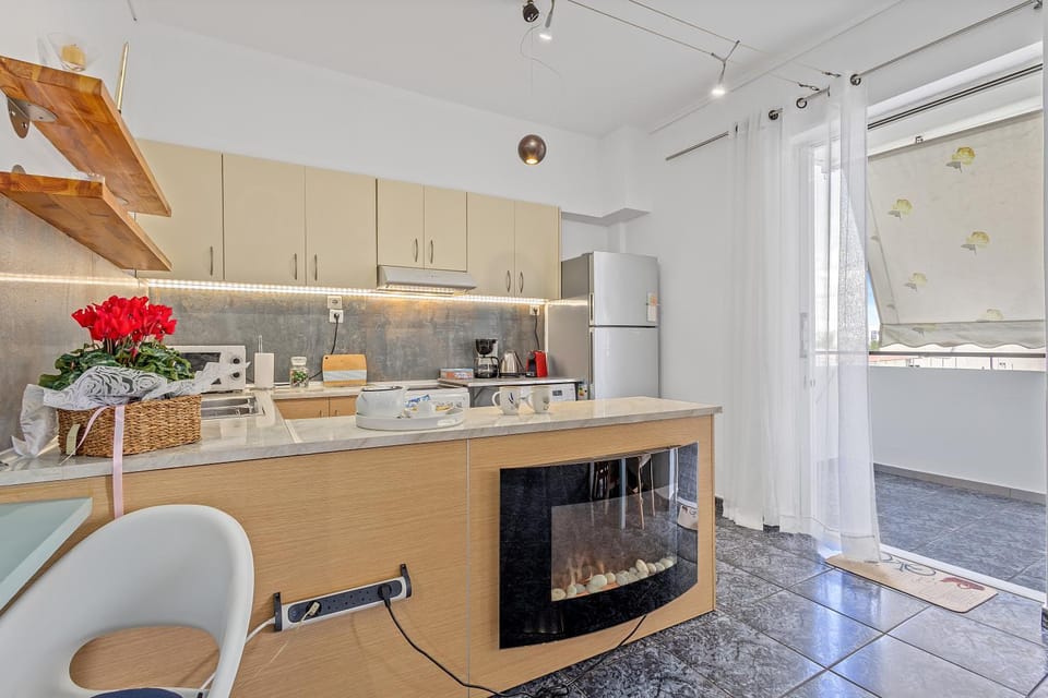 h2h Levandre Kallithea near Metropolitan, Apartment in Athens