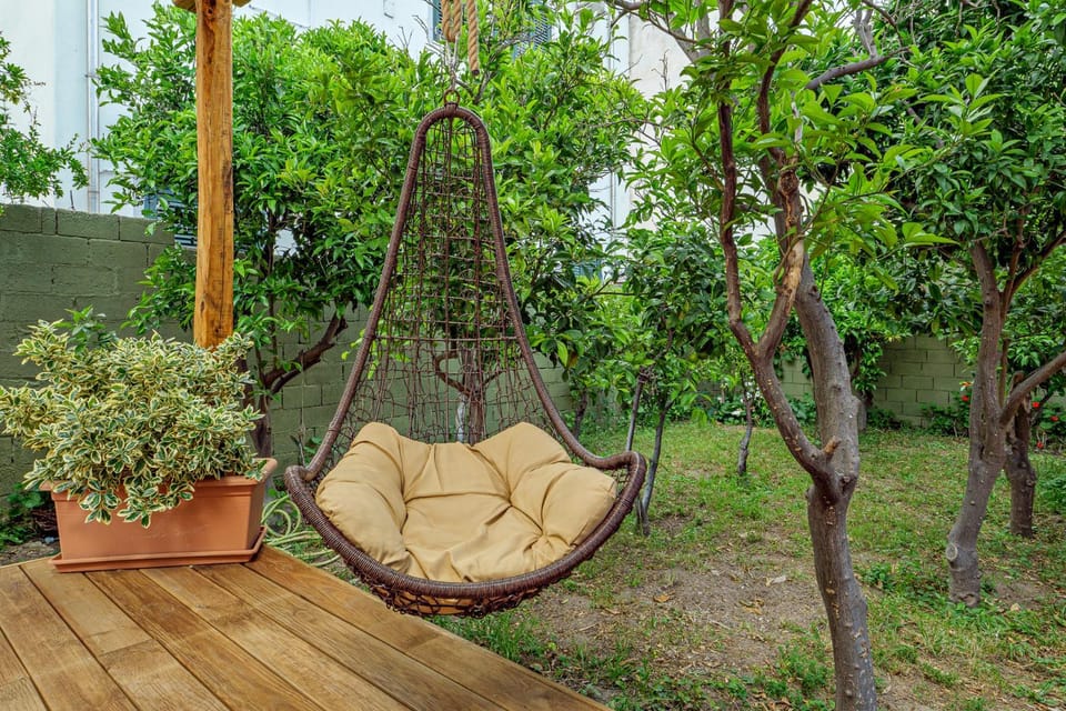Garden, Inner courtyard view