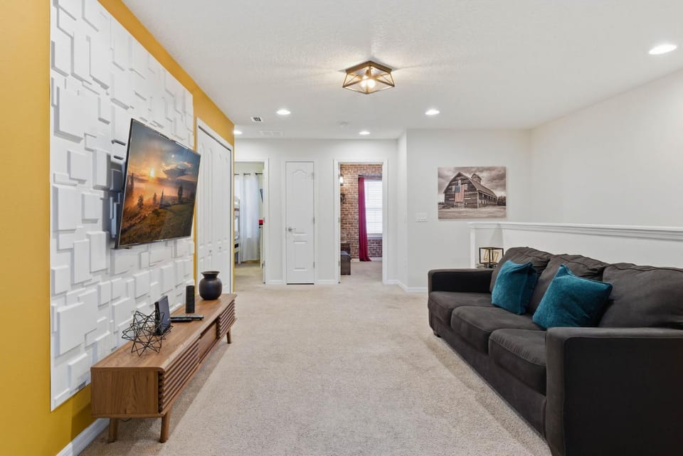 Spacious Disney Getaway Sleeps 14 House in Four Corners