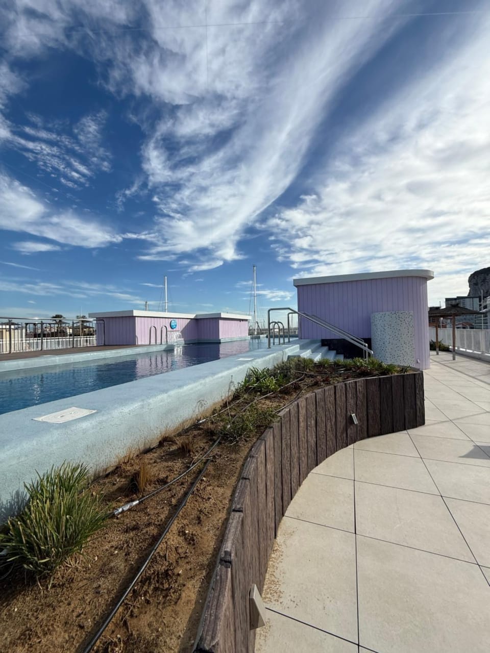 Swimming pool, Swimming pool