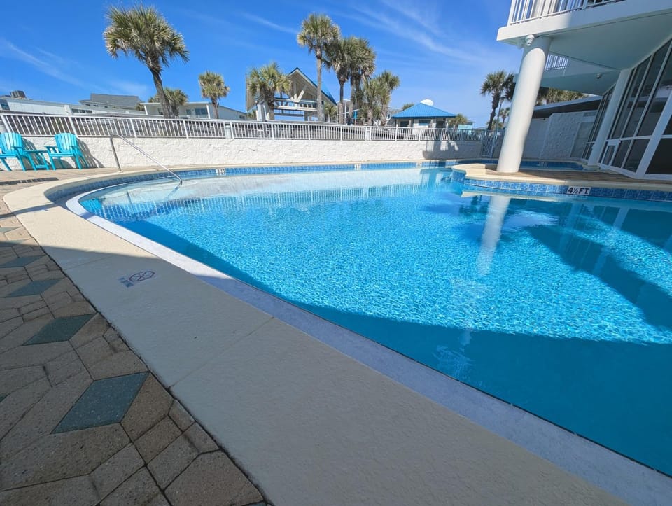 Patio, Natural landscape, Swimming pool, sunbed