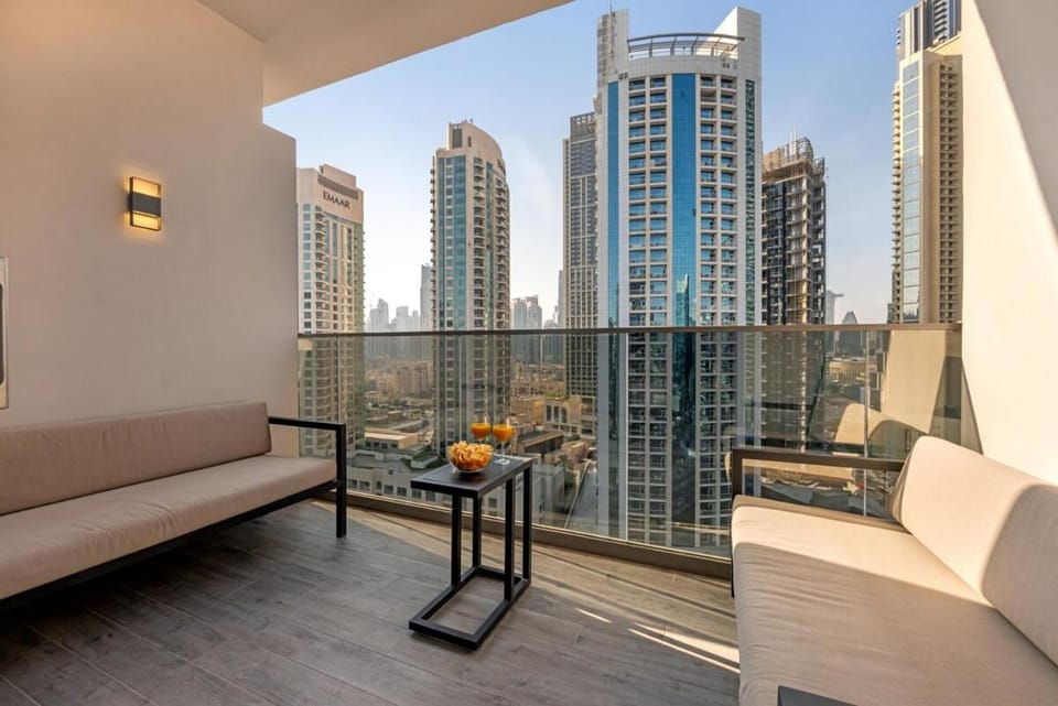 Patio, Balcony/Terrace, Seating area, City view