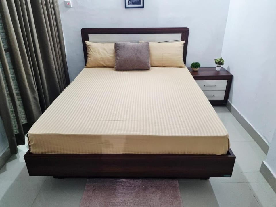 Serenity Villa SeaFront Apartment Bambalapitiya Apartment in Colombo