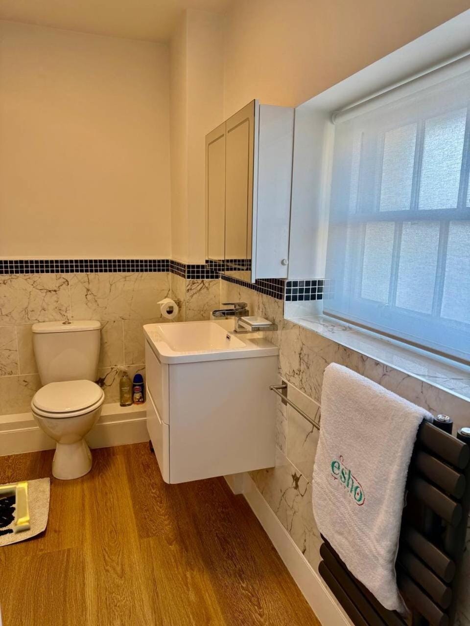 Boutique Penthouse Stay in Gloucester with Free Parking Apartment in Gloucester