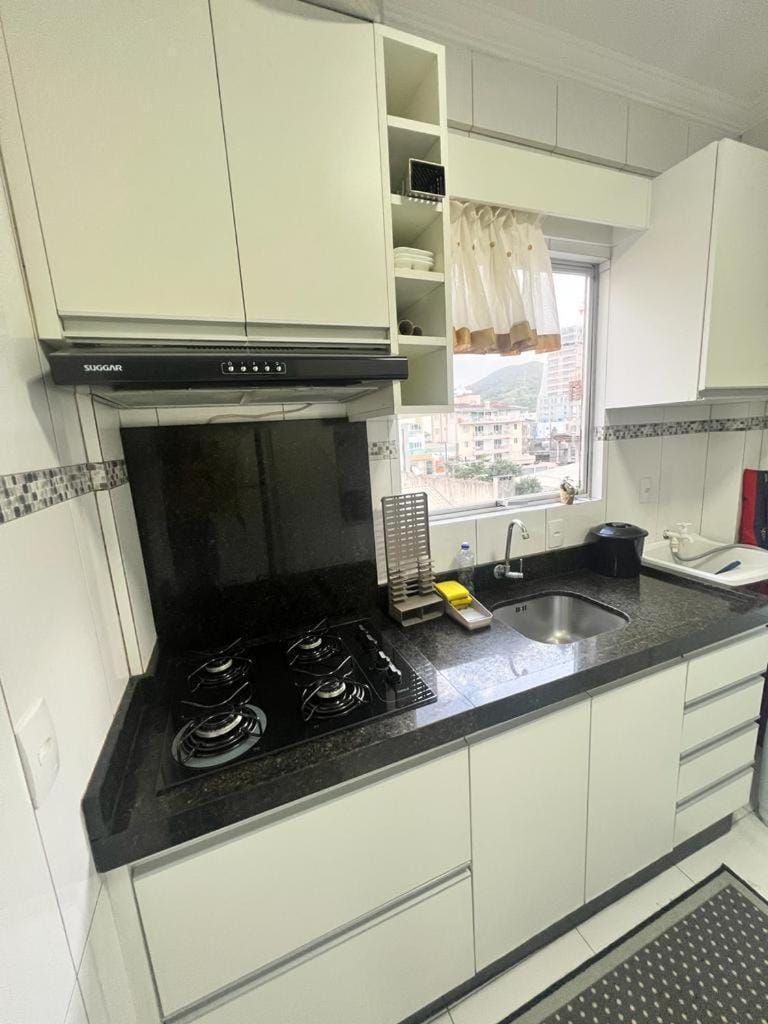 Apartamento à 300 metros praia - Centro - Itapema Apartment in Itapema