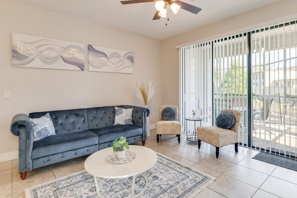Golf, Dine & Unwind Poolside! Haines City Getaway House in Haines City