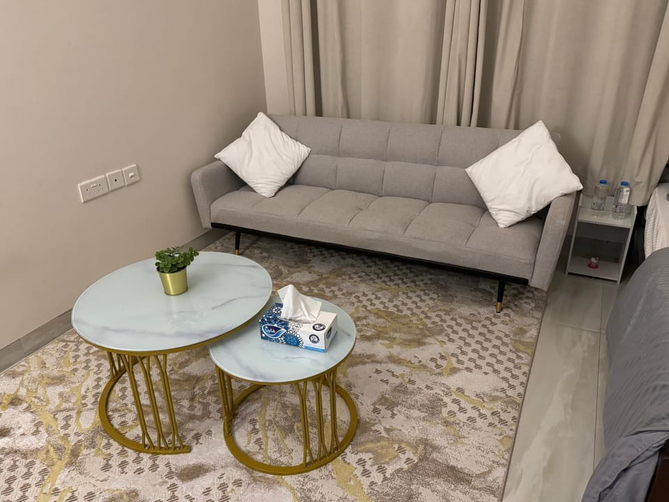 شروق للاستديوهات المفروشه Apartment in Abu Dhabi