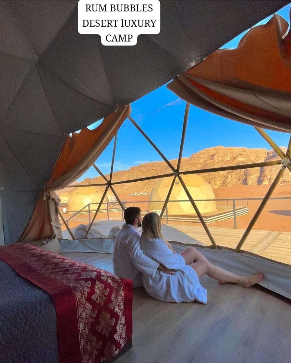 RUM BUBBLES DESERT lUXURY CAMP Hotel in South District