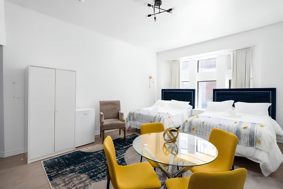 Kozy Stays Drummond Modern apartments Apartment hotel in Montreal