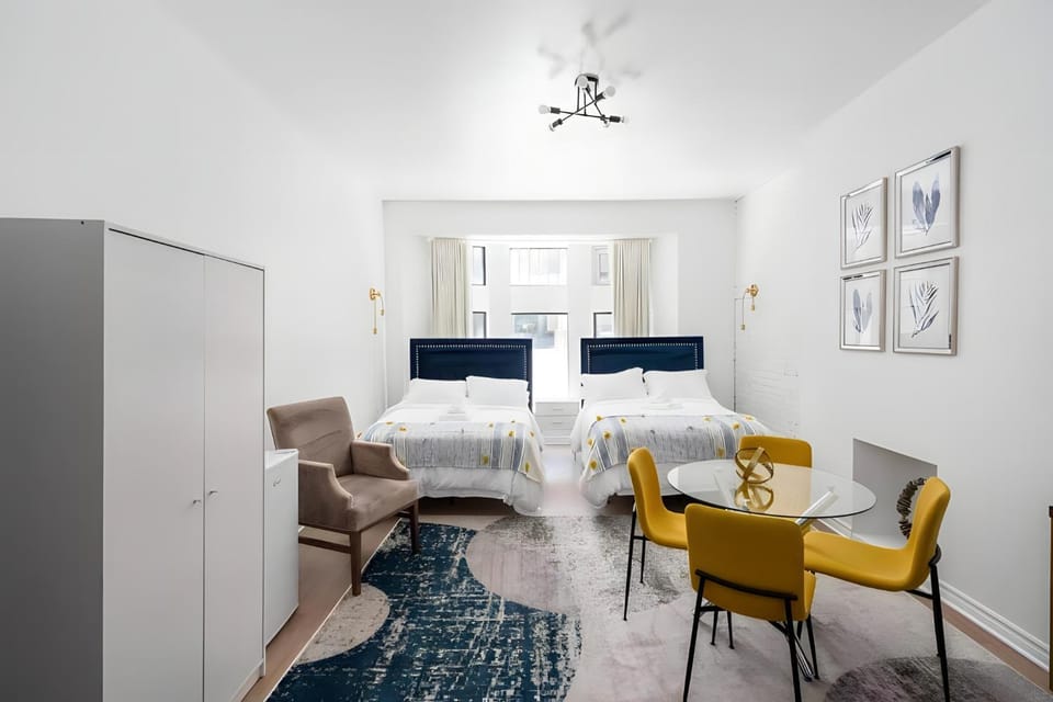 Kozy Stays Drummond Modern apartments Apartment hotel in Montreal