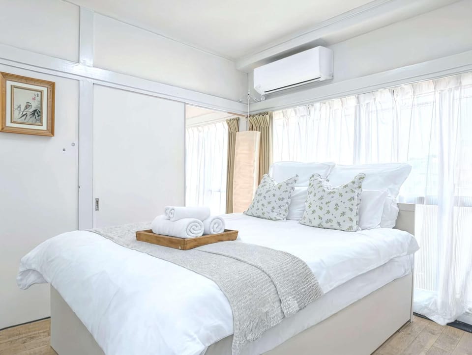 2BR - 5th Floor Parkside - JR 8 min to Shinjuku Apartment in Japan
