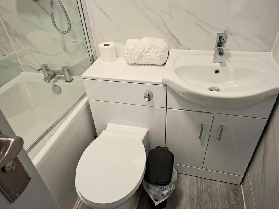 Toilet, Bathroom