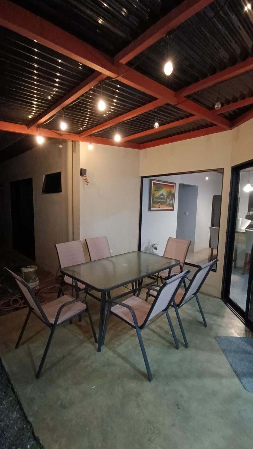 SJO - Casa Taccari House in Tambor